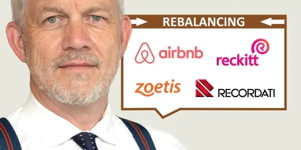 Heiko Böhmer mit Hosenträgern und den Logos von Airbnb, Reckitt, Zoetis und Recordati